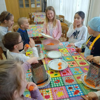 /album/fotogaleria-kruzok-kucharik-priprava-mrkvovej-natierky/10-jpg55/