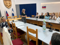 /album/fotogaleria-navstivili-sme-obecny-urad-v-smizanoch/3-jpeg5/